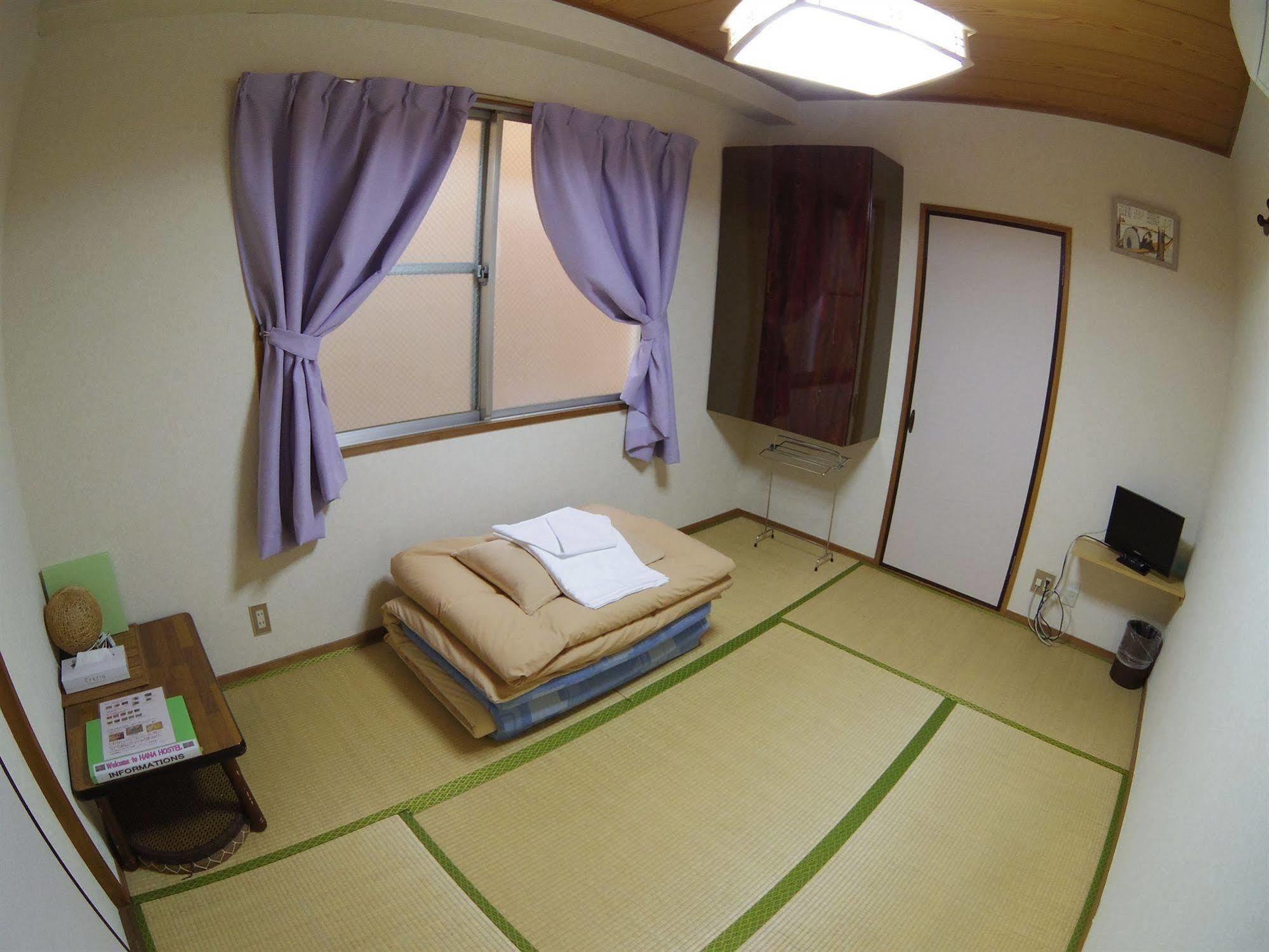 Hiroshima Hana Hostel ภายนอก รูปภาพ